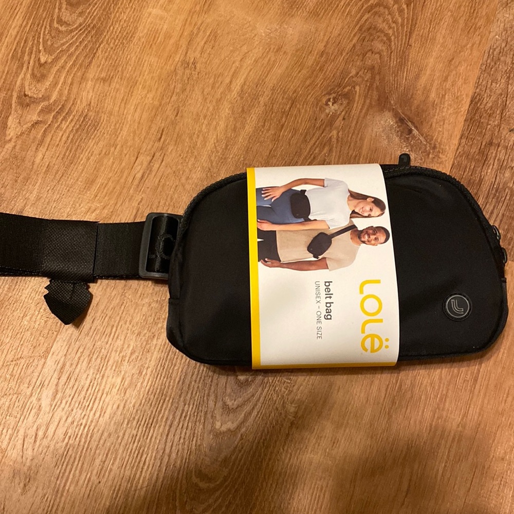NEW UNUSED Lole Unisex Belt Bag Black 7.5inX5inX2in Crossbody Fanny Pack